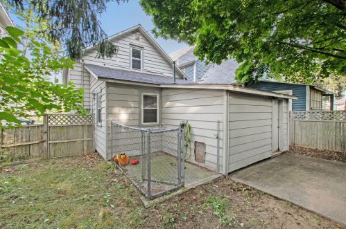 1154 Sanford St, Meskegon MI 49441-2152 exterior