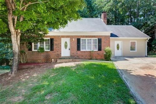 2552 Presidents Walk, Tucker, GA 30084-3045