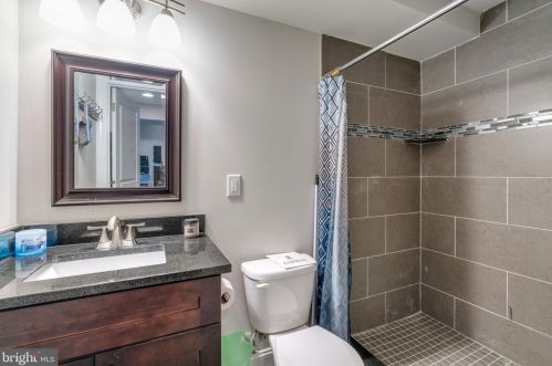 1936 Cumberland St, Philadelphia PA 19125-0037 exterior