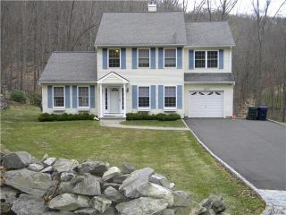 24 Newgate Rd, Seymour, CT 06478-1583