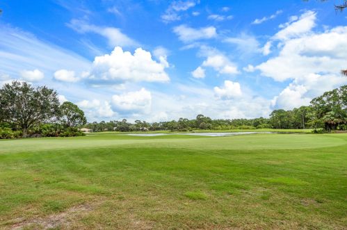 9328 Scarborough Ct, Fort Pierce FL  34986-3360 exterior