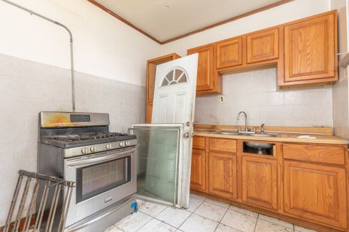 6203 Hermitage Ave, Chicago IL 60660-1103 exterior