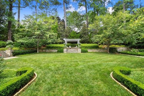 4332 Davidson Ave, Atlanta GA 30319-1152 exterior