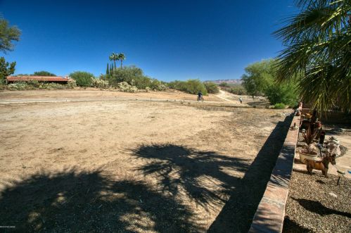 1060 Calle De Pitahaya, Green Valley AZ 85622-4816 exterior