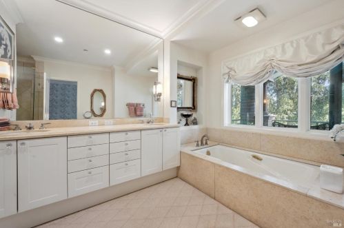 66 De Silva Is Dr, Mill Valley CA 94941-3037 exterior