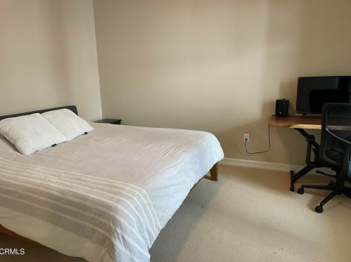 1447 Windshore Way, Oxnard CA 93035-1405 exterior