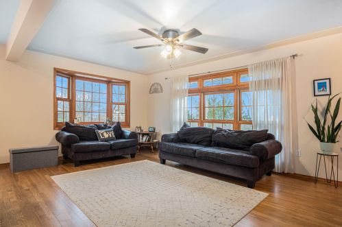 1010 Central Ave, Meskegon MI  49445-2947 exterior