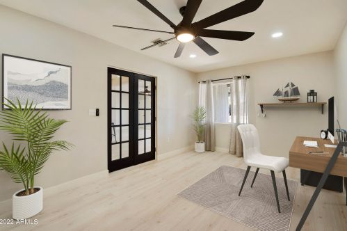 7008 11th Way, Phoenix AZ  85020-5313 exterior