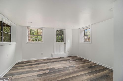 369 Adelle St, Atlanta GA  30315-6601 exterior