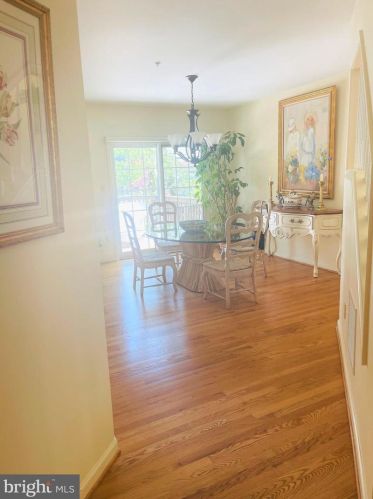 11351 Morning Gate Dr, Rockville MD  20852-3147 exterior