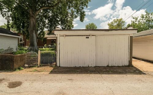 5211 Lisette Ave, Saint Louis MO 63109-3719 exterior