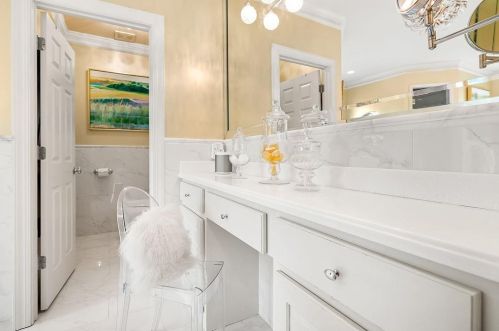 1647 Riverside Dr, Gainesville GA 30501-1837 exterior