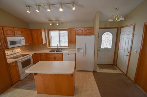 517 7th St, Sartell MN 56377-1514 exterior