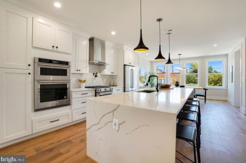 4215 16th St, Washington DC  20011-7005 exterior