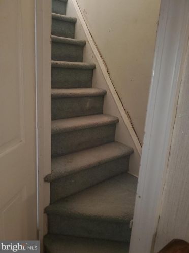 1002 Haworth St, Philadelphia PA 19124-2506 exterior