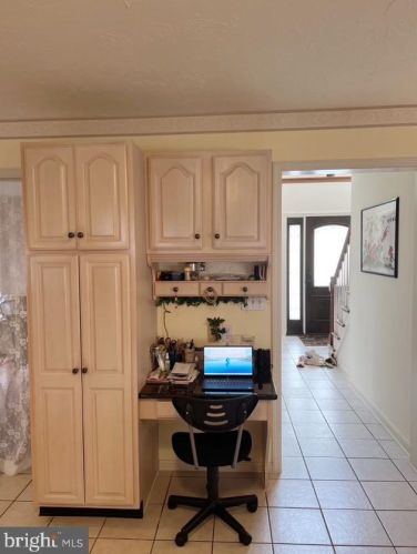 1011 Lehn Dr, Lancaster PA 17601-4884 exterior