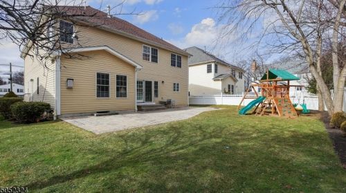 2296 Morse Ave, Scotch Plains NJ 07076-2138 exterior