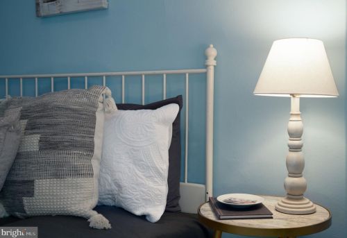 885 Judson St, Philadelphia PA 19121-2036 exterior