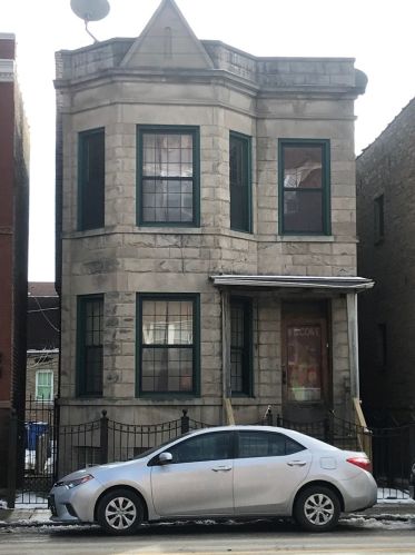 2455 Diversey Ave, Chicago, IL 60647-1945