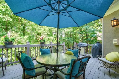 1823 Ballybunion Dr, Duluth GA 30097-2082 exterior