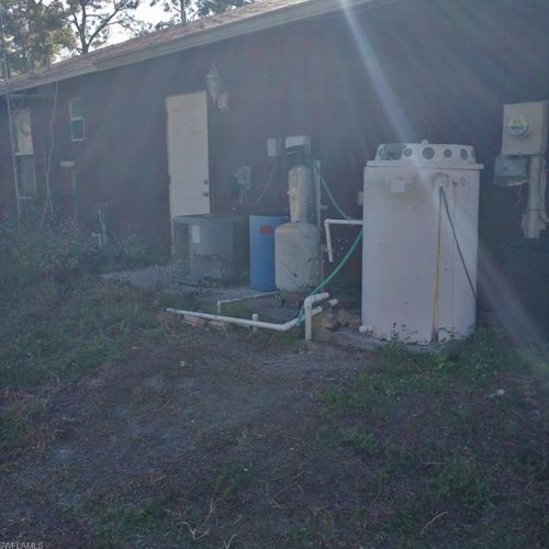 2770 10 Ave, Naples FL 34120-4981 exterior