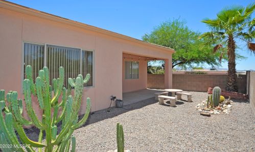 283 Camino Lomas, Tucson AZ  85704-6978 exterior