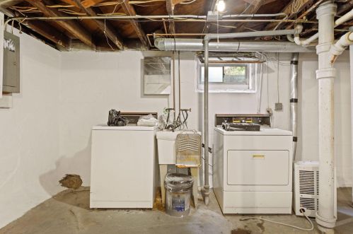 1012 6 St, Saint Paul MN 55106-4609 exterior