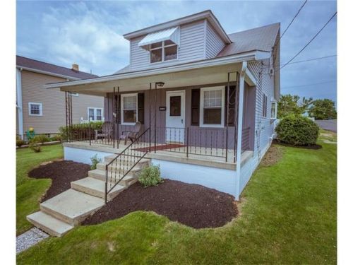 1134 Chestnut St, Monaca, PA 15061-1435