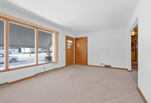 709 30 St, Manitowoc WI 54220-4305 exterior