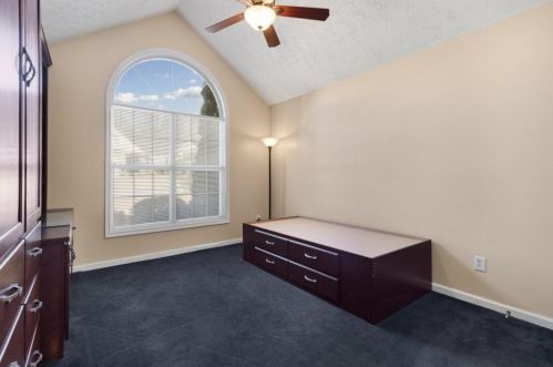 2725 Hillvale Cv Dr, Lithonia GA 30058-1856 exterior