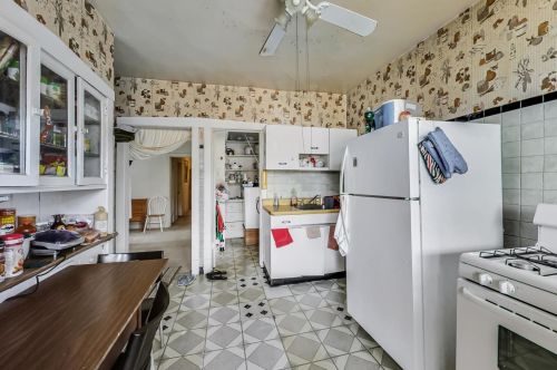 3256 Wilson Ave, Chicago IL 60640-5211 exterior