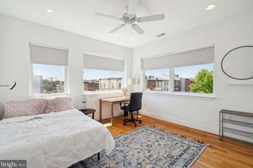 2201 Cumberland St, Philadelphia PA 19125-2203 exterior