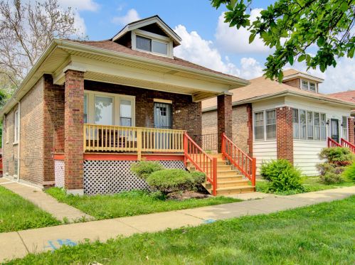 7634 Lafayette Ave, Chicago, IL 60620-1021