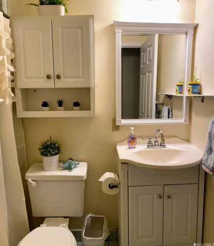 430 Monmouth Dr, Milpitas CA 95035-5927 exterior