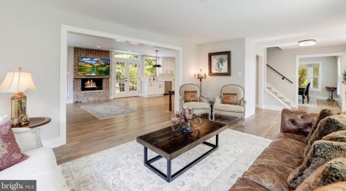 1326 Kirby Rd, Mc Lean VA  22101-2409 exterior