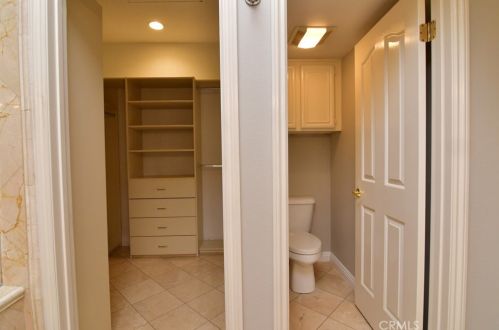 2354 Sunningdale Dr, Tustin CA  92782-1086 exterior