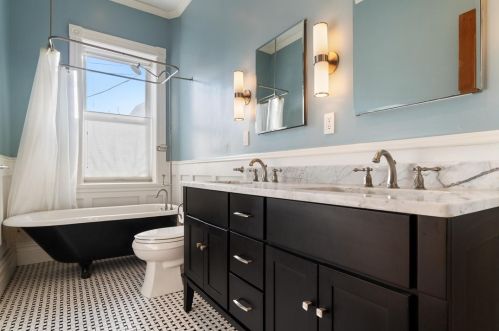 137 42nd St, Pittsburgh PA  15201-3136 exterior