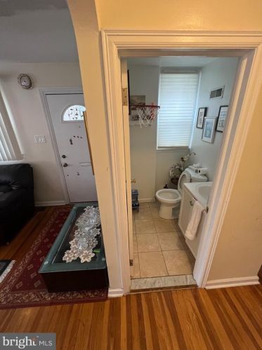 921 Friendship St, Philadelphia PA 19149-1621 exterior