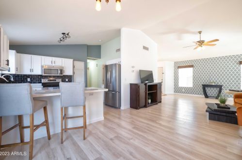 1963 Bluefield Ave, Phoenix AZ  85022-1350 exterior