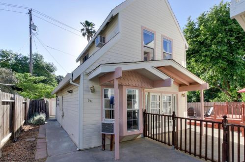 539 J St, Davis CA 95616-2326 exterior