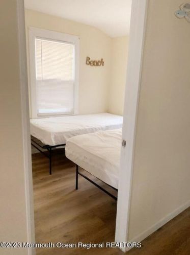 323 14th Ave, Belmar NJ  07719-2513 exterior