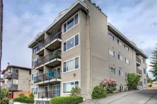8534 Phinney Ave, Seattle WA  98103-3758 exterior