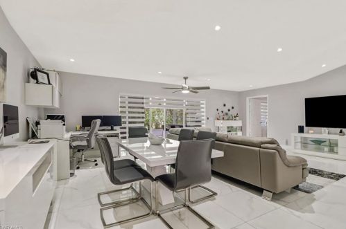 5131 31 Pl, Naples FL 34116-8138 exterior