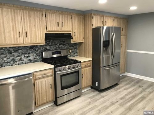 892 Palisade Ave, Teaneck NJ  07666-3410 exterior