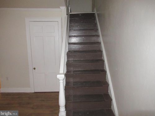 966 Niagara Rd, Camden NJ 08104-2860 exterior