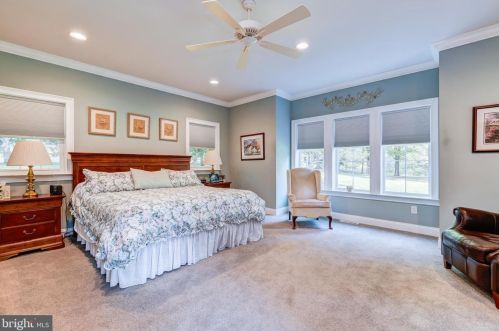 1786 Wrightstown Rd, Upper Makefield PA 18940-2814 exterior