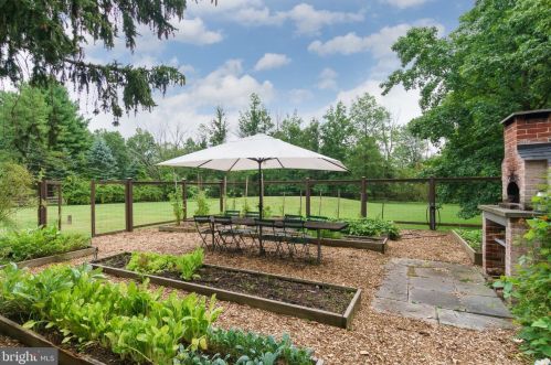 1377 Great Rd, Princeton NJ 08540-1203 exterior