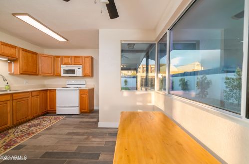 4111 4 Ave, Phoenix AZ 85041-5745 exterior