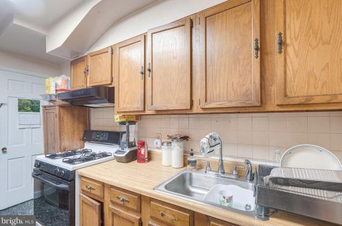 430 Orange St, Washington DC 20032-1622 exterior