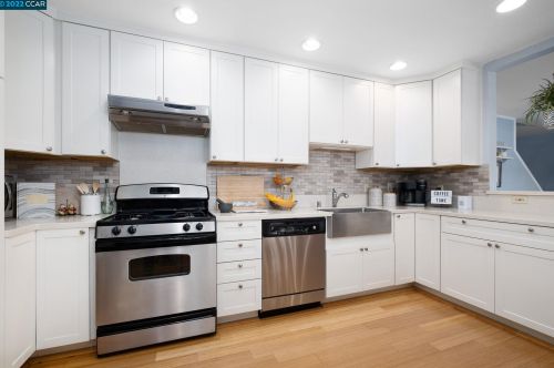 4138 Joan Ave, Concord CA 94521-2738 exterior